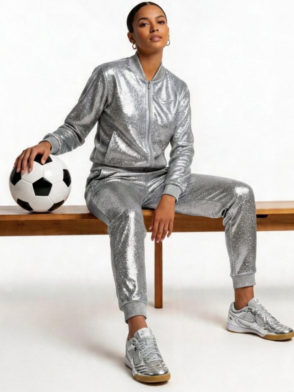 Nike‎ Unisex Gato LV8 Silver IB3566-001 Men’s 8 / Women’s 9.5 Sneakers